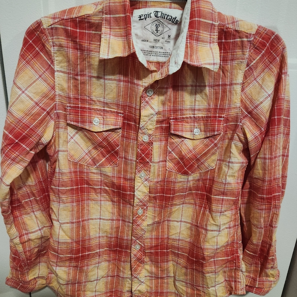 Epic Threads - Picture 3 of 3